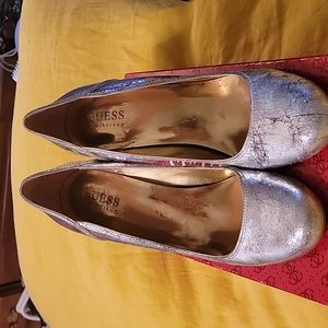 Guess by Marciano Silver Kasenna Pumps sz8